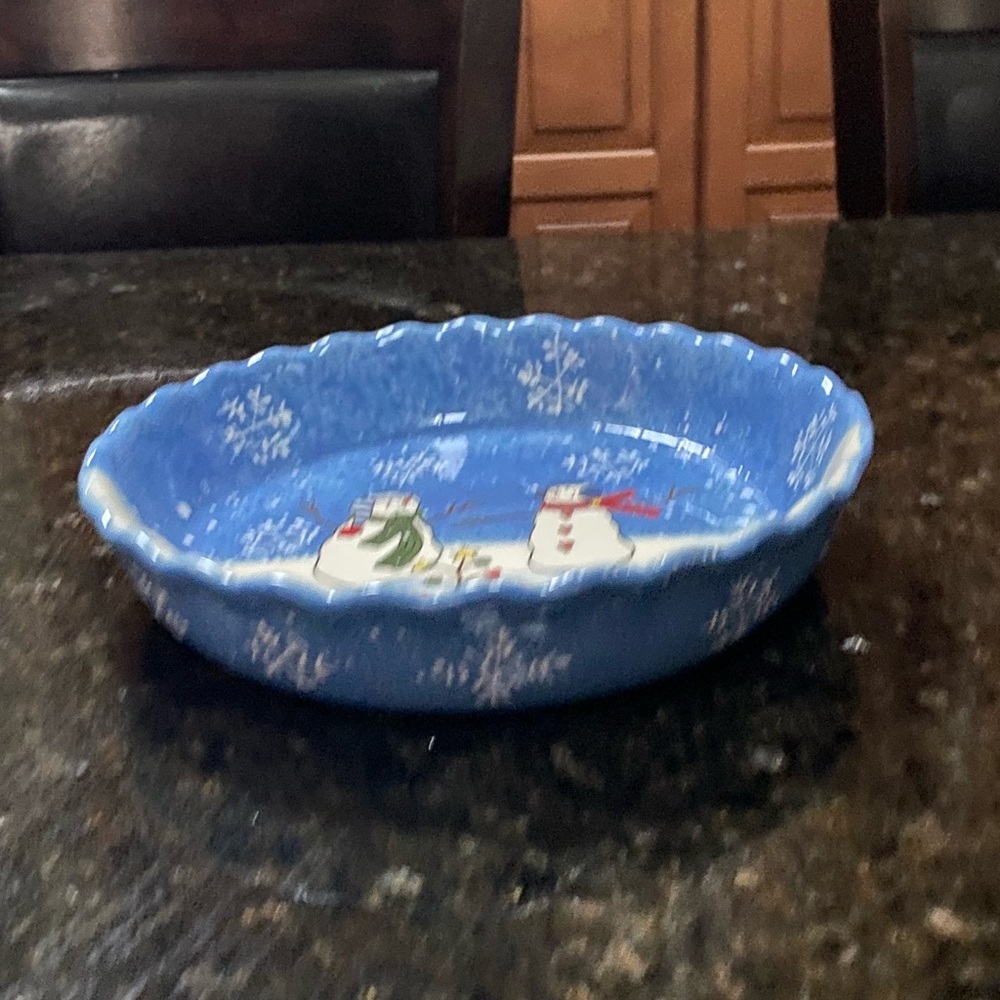 Button up by Saint Nicholas Square pie plate great condition